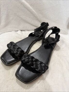 Time and Tru Black Braided Front Ankle-Strap Sandals